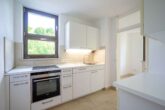 Einbauküche-2-Zi-Wohnung EG - Viel Platz für Familie & Arbeit – Besonderes Anwesen mit traumhafter Gartenidylle!