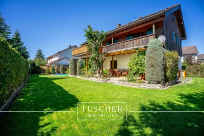 Ihr neues Zuhause – großzügiges Zweifamilienhaus, PV-Anlage, Pool und 3 Garagen, 85661 Forstinning, Zweifamilienhaus
