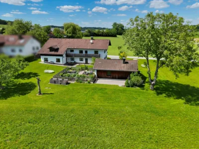 2-3 Generationenhaus – Grundstück 5.228 qm – Ortsrandlage, 85617 Aßling, Zweifamilienhaus