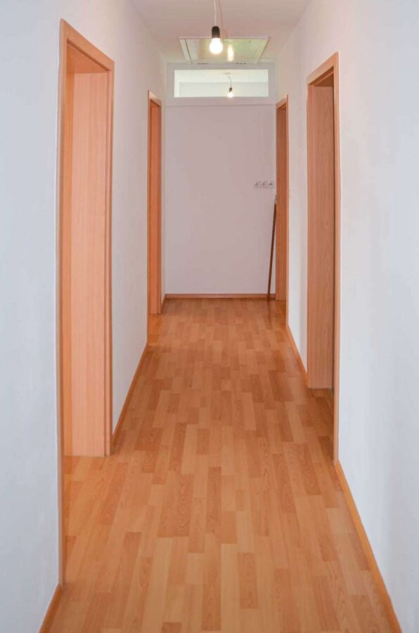 Flur (Ansicht 2)