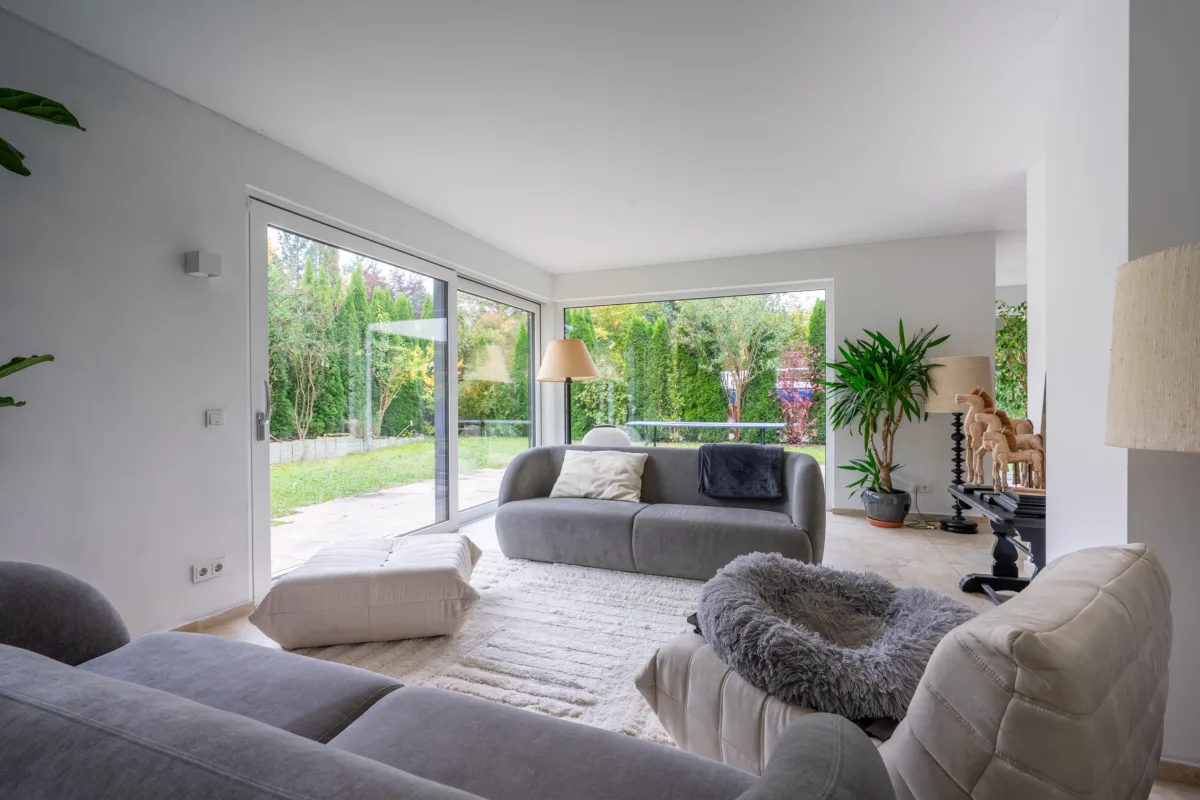 Wohnzimmer Ansicht 1