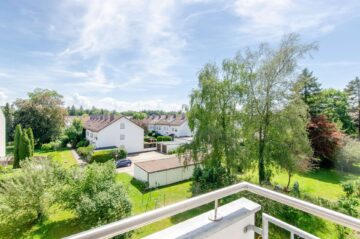 Sonnige 3-Zi.-Wohnung mit Südbalkon in ruhiger Lage!, 85567 Grafing, Etagenwohnung