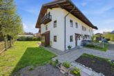 Nordostansicht - Familie Willkommen – Schönes Reiheneckhaus mit großen Garten & toller Wohnlage!