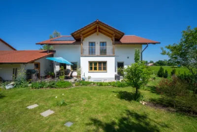 Verkauft – Wunderschönes Einfamilienhaus im Grünen – DB/MVV 20 Min. in München!, 85617 Aßling, Einfamilienhaus