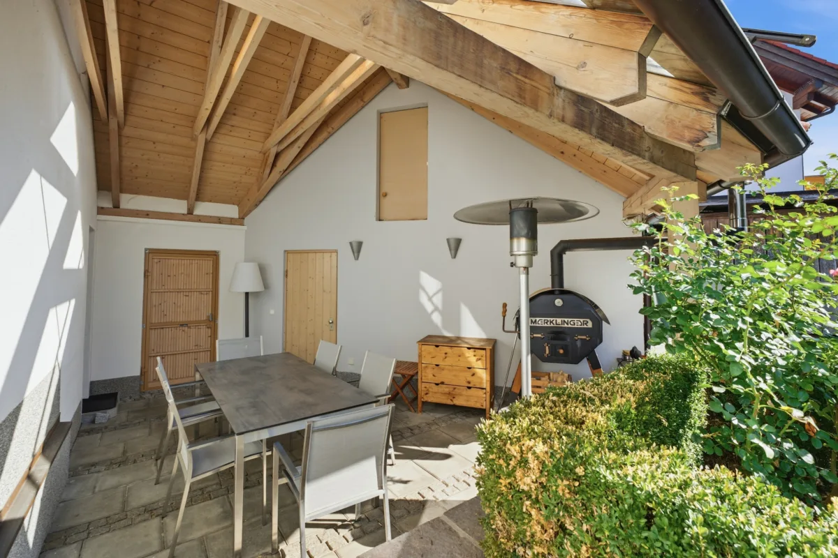 Freisitz (Ansicht 2)